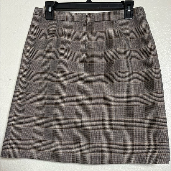 L.L. Bean Cotton Brown Plaid A-Line Mini Skirt with Pockets, Side Buckle Detail - Picture 12 of 13